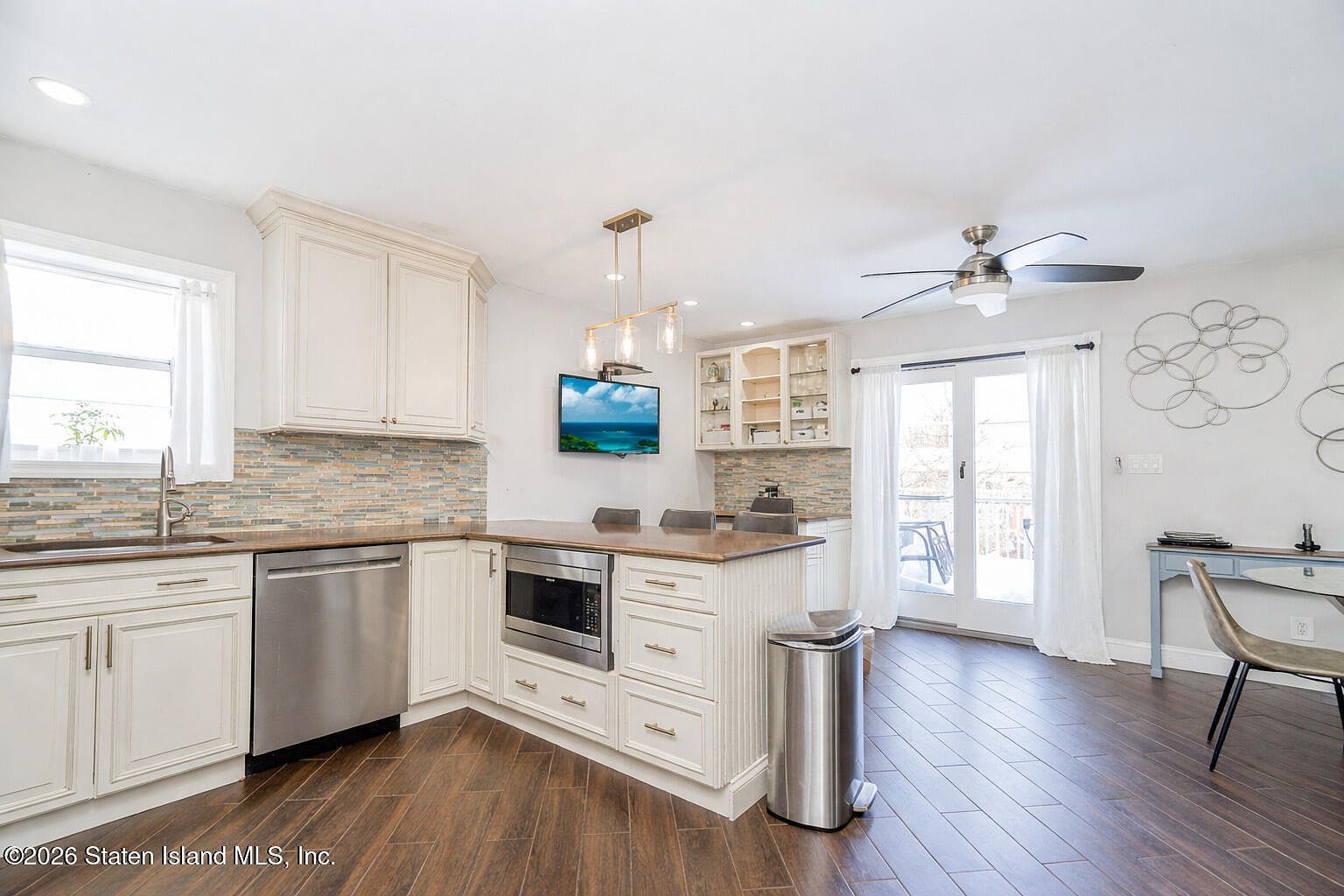 631 Travis Ave Staten Island, NY 10314 | Multi Family