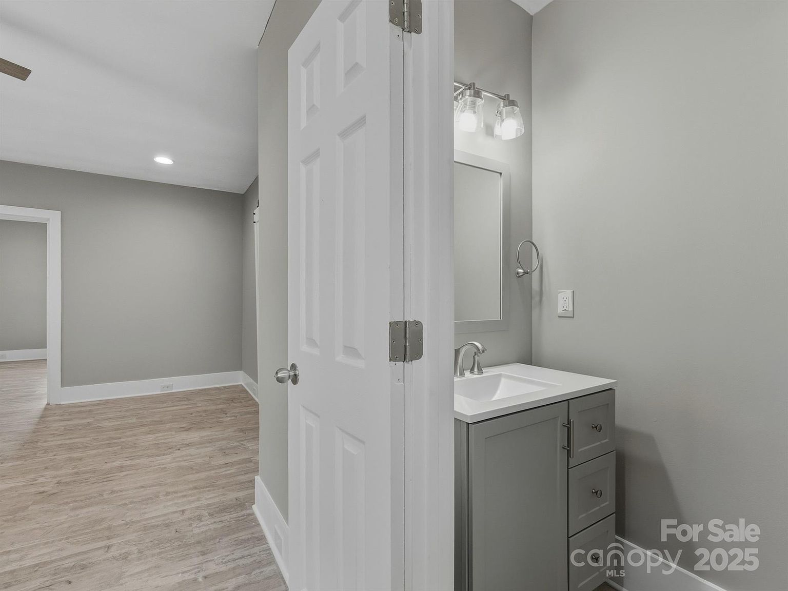 4313 Hovis Rd Charlotte, NC 28208  | Single Family