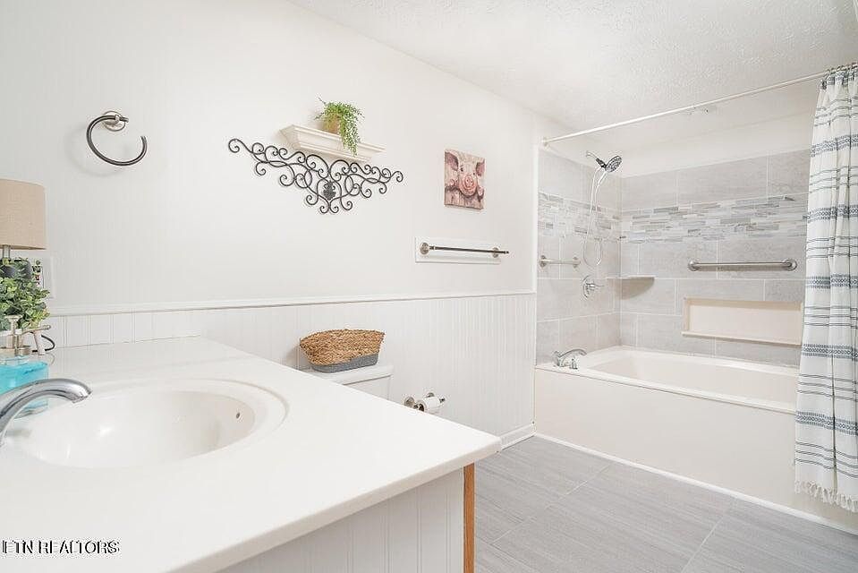 1130 Ski View Dr SUITE 115 Gatlinburg, TN 37738  | Condominium