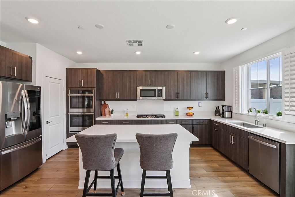 2464 Yellowstone Way Rialto, CA 92377  | Single Family