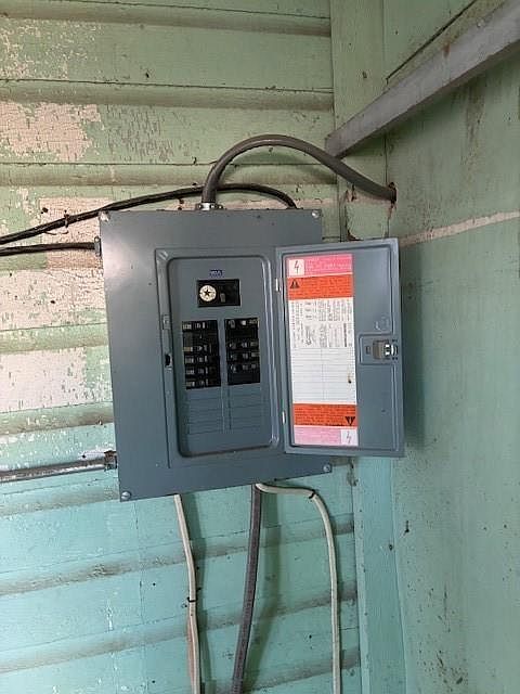 1013 Commercial St Atchison, KS 66002  | Single Family