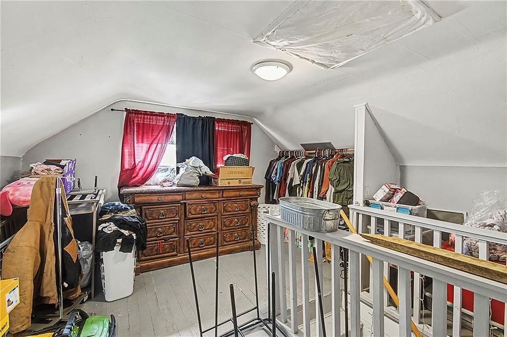 102 W Black Diamond St Richmond, MO 64085  | Single Family