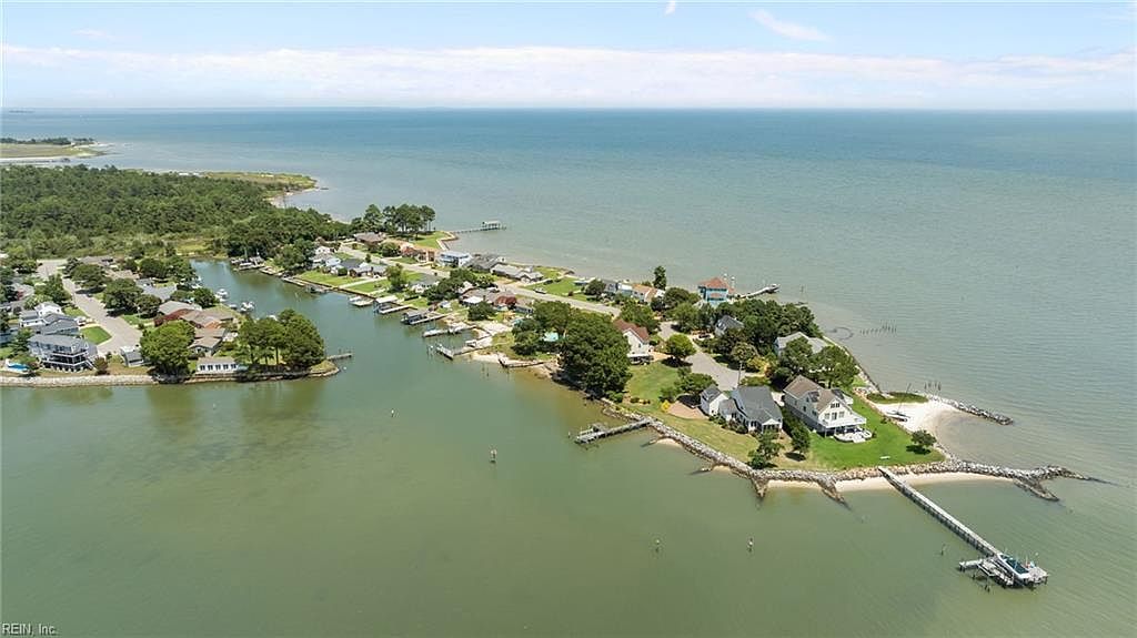 103 York Point Dr Seaford, VA 23696  | Single Family