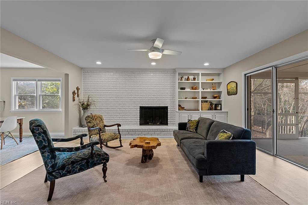 5 Lantern Cir Newport News, VA 23606  | Single Family