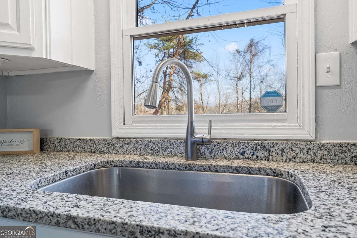 5523 Mount Shores Cir Gainesville, GA 30506  | Single Family