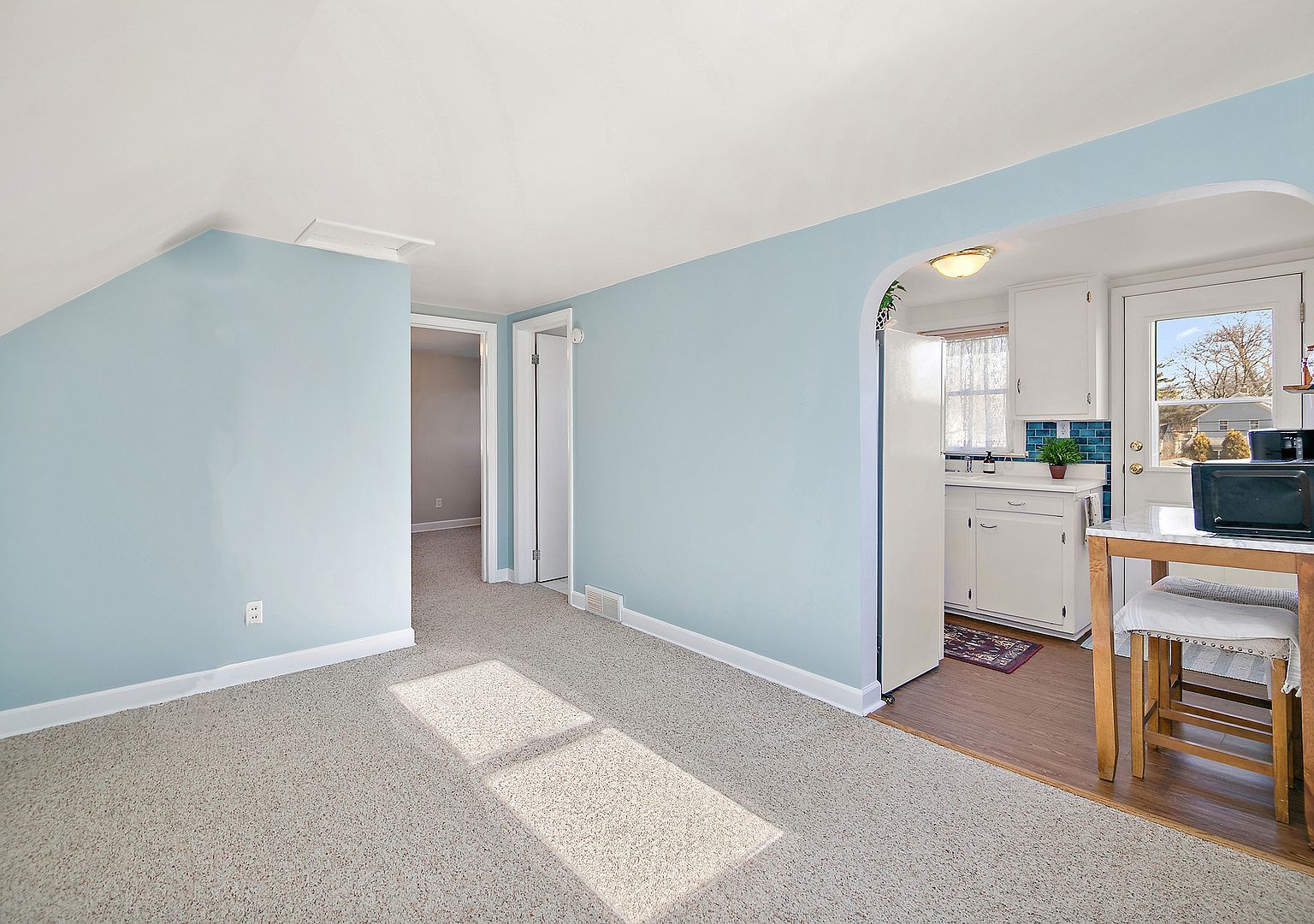 372 S Center Ave Bradley, IL 60915  | Single Family