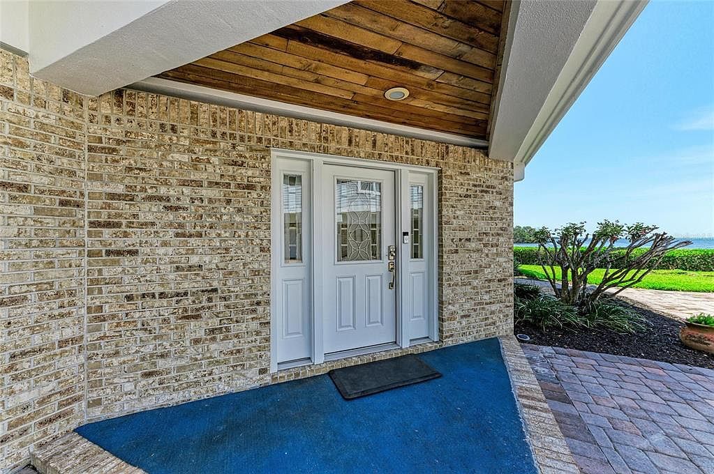 12 Tidy Island Blvd Bradenton, FL 34210  | Condominium