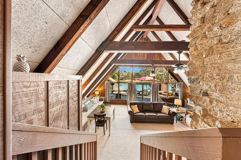 618 Sunrise Cir Fair Play, SC 29643  | Single Family