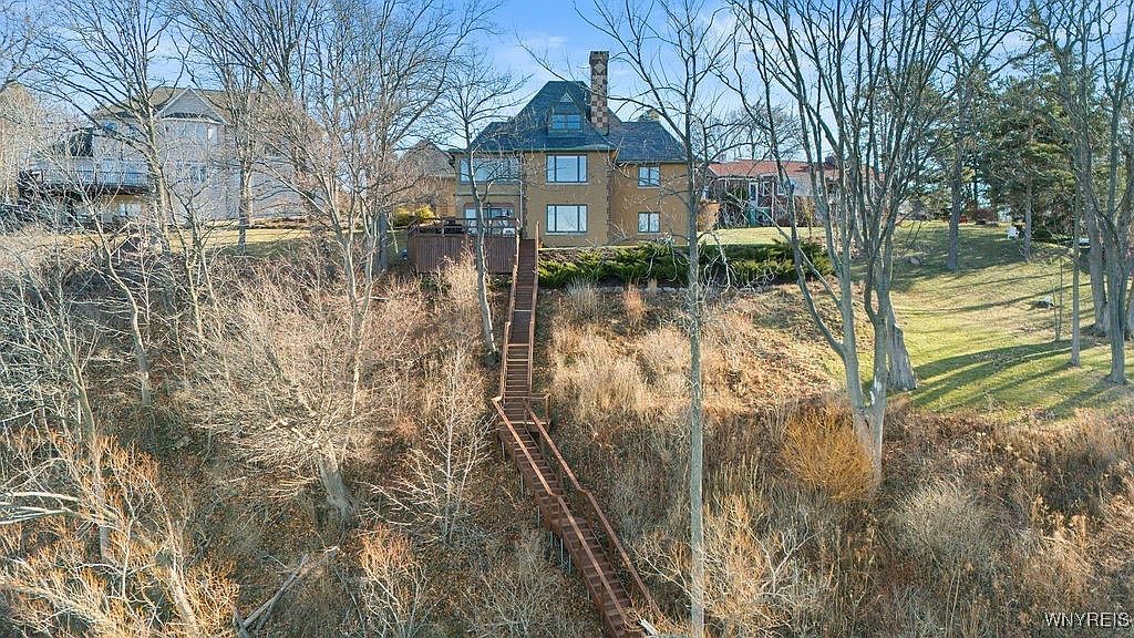 4090 Lower River Rd Youngstown, NY 14174 | Single Family