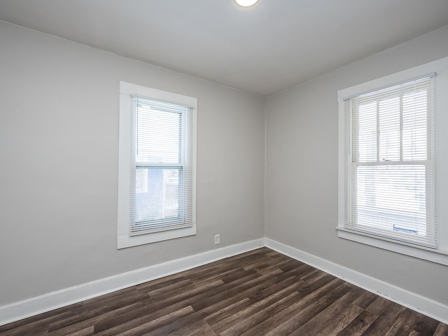 1216 Broadway Ave Benton Harbor, MI 49022  | Single Family