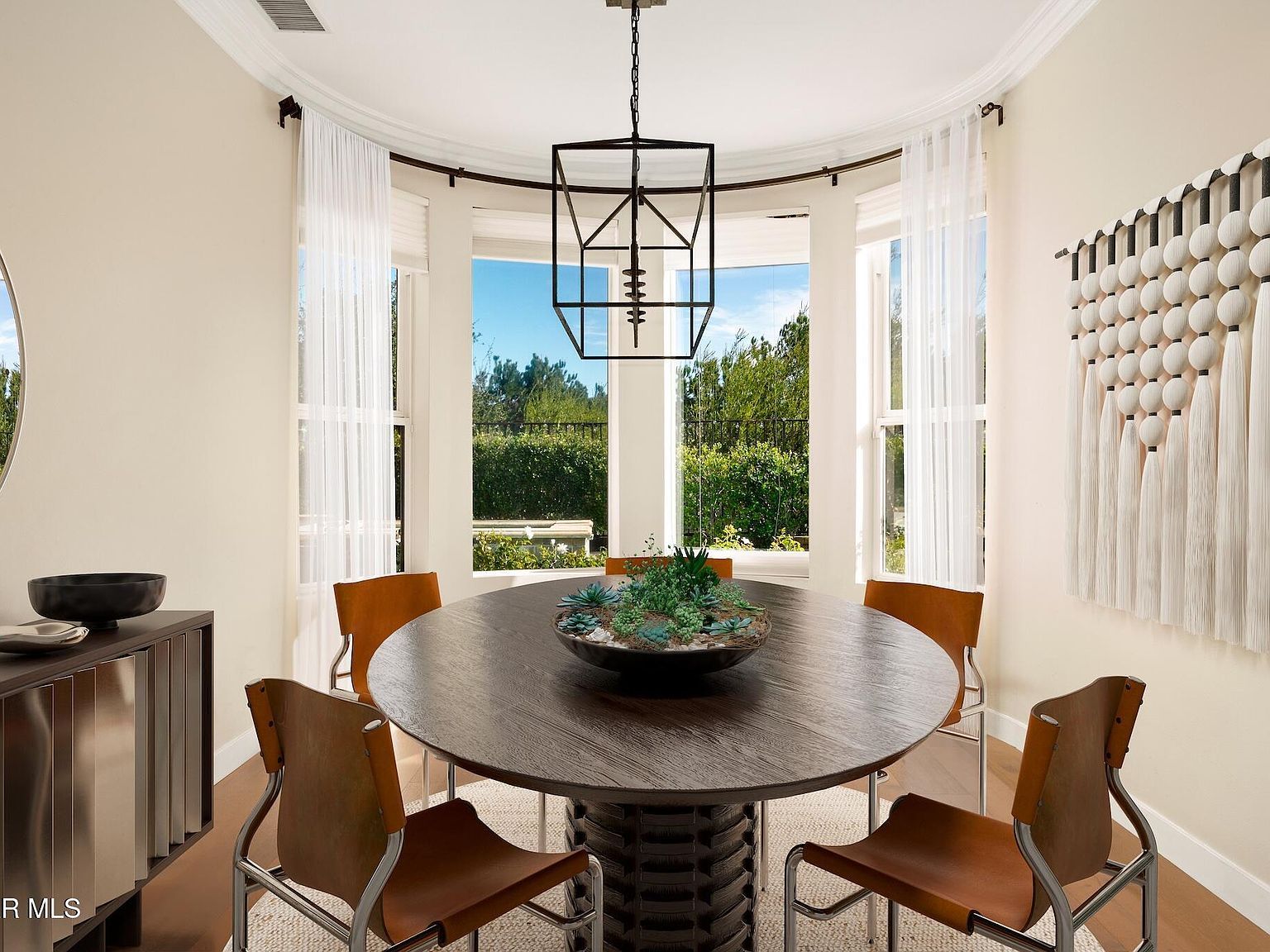 912 Blackbourne Point Oak Park, CA 91377 | Single Family