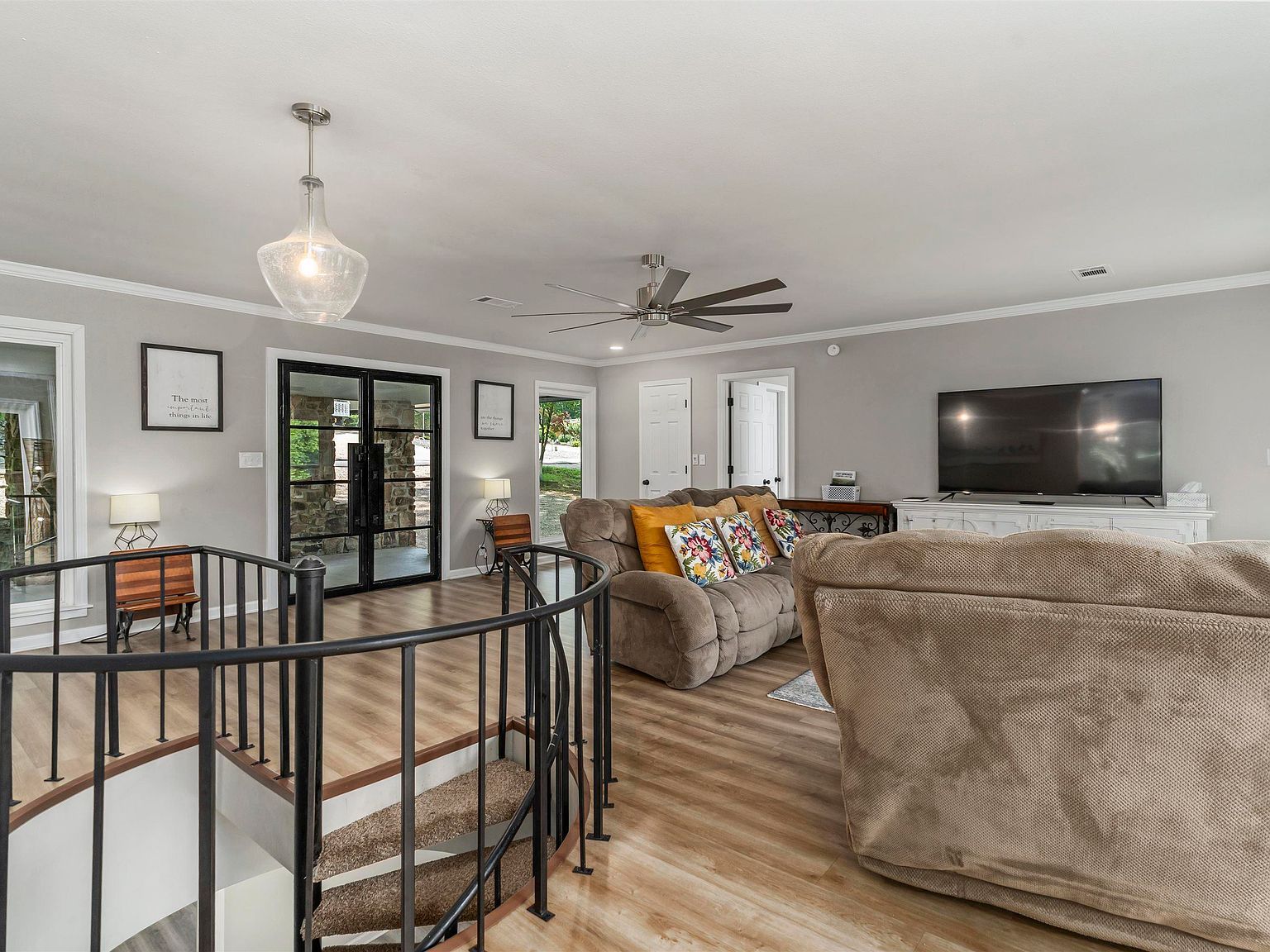 1 Guadalajara Ln Hot Springs, AR 71909  | Single Family