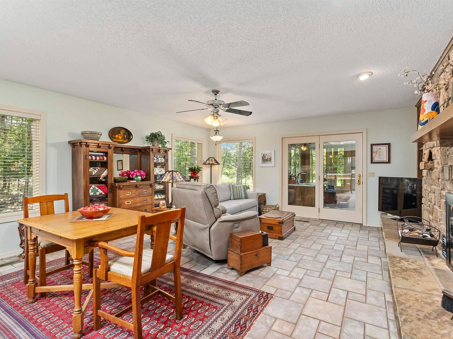 17 Minorca Way Hot Springs Village, AR 71909  | Single Family