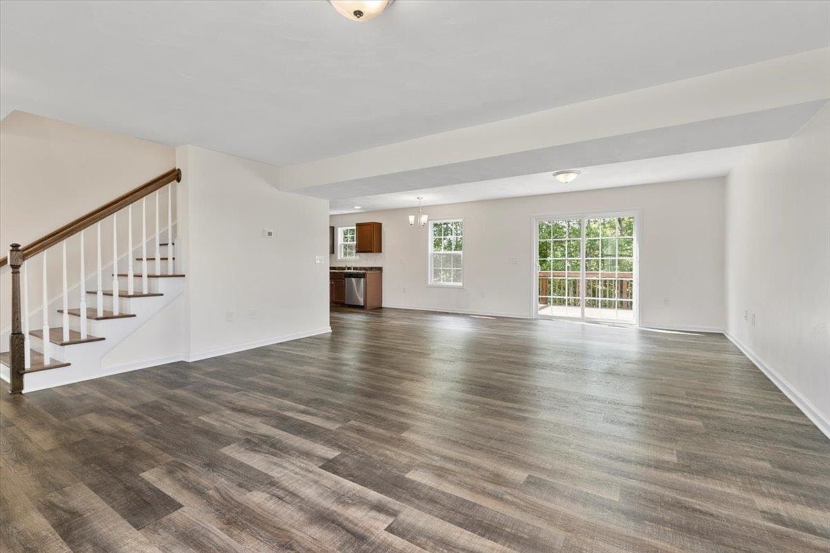 121 Prairie View Ln Pembroke, VA 24136  | Single Family