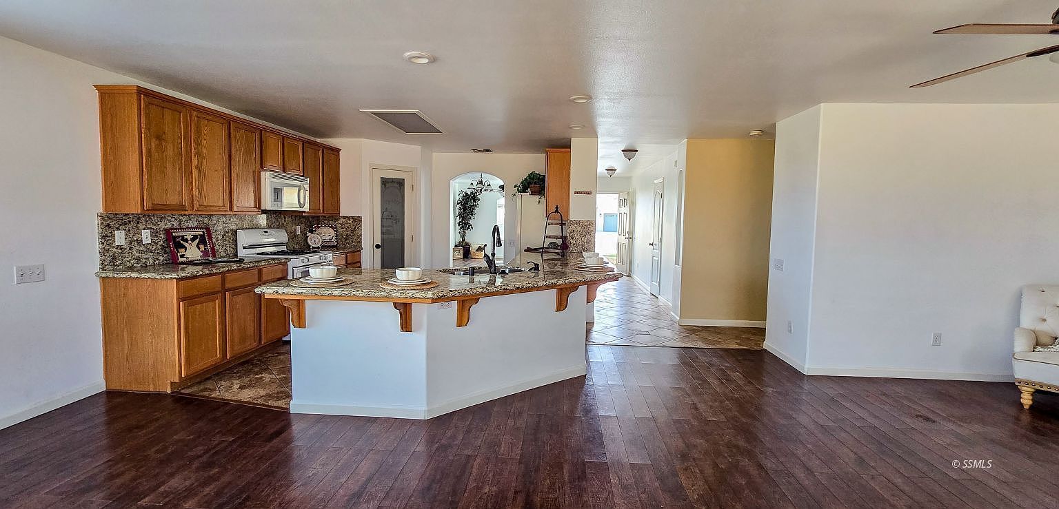 400 Mavis Ct Ridgecrest, CA 93555  | Single Family