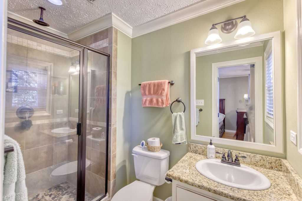 2519 Ridgewood Road, Ocean Springs, MS, USA, 39564 - Thumbnail 2