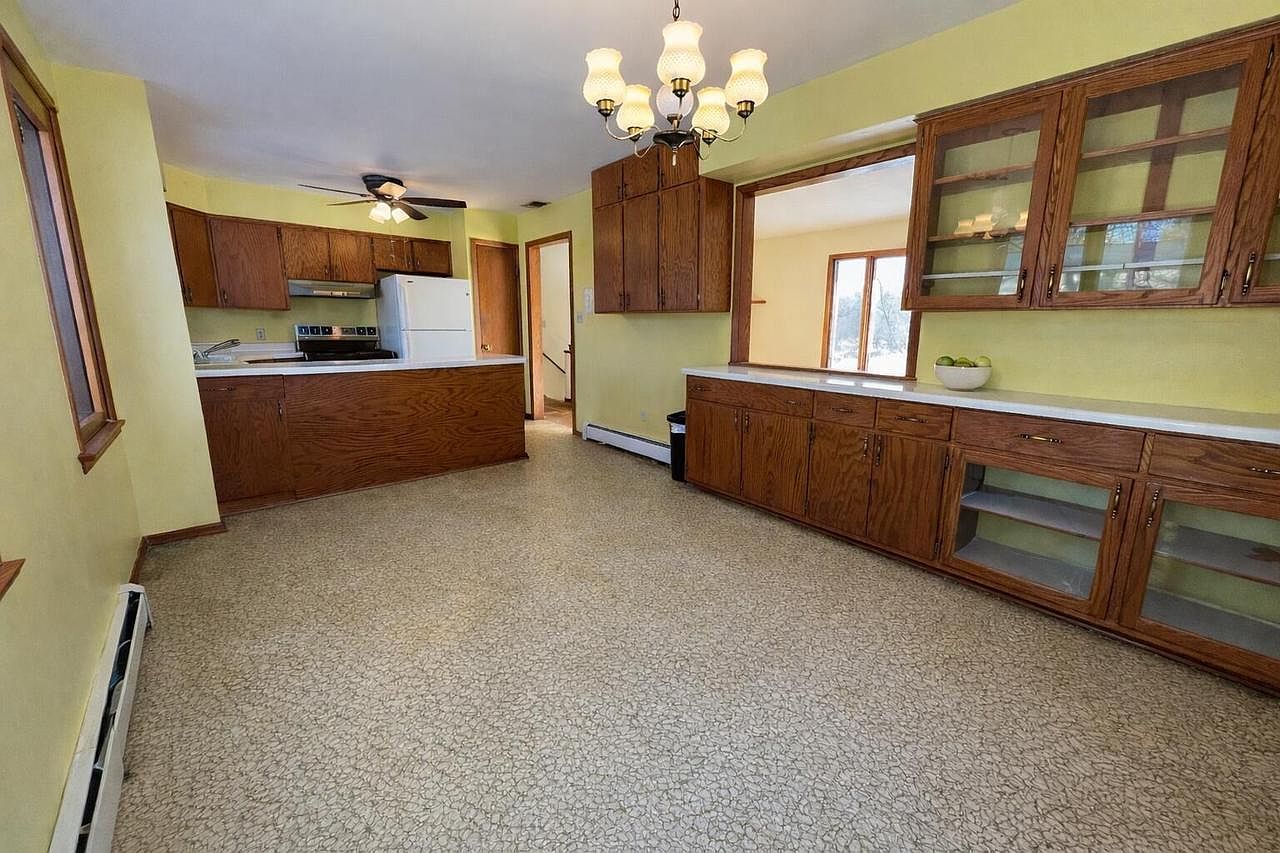 W339S2750 County Road C Oconomowoc, WI 53066  | Single Family