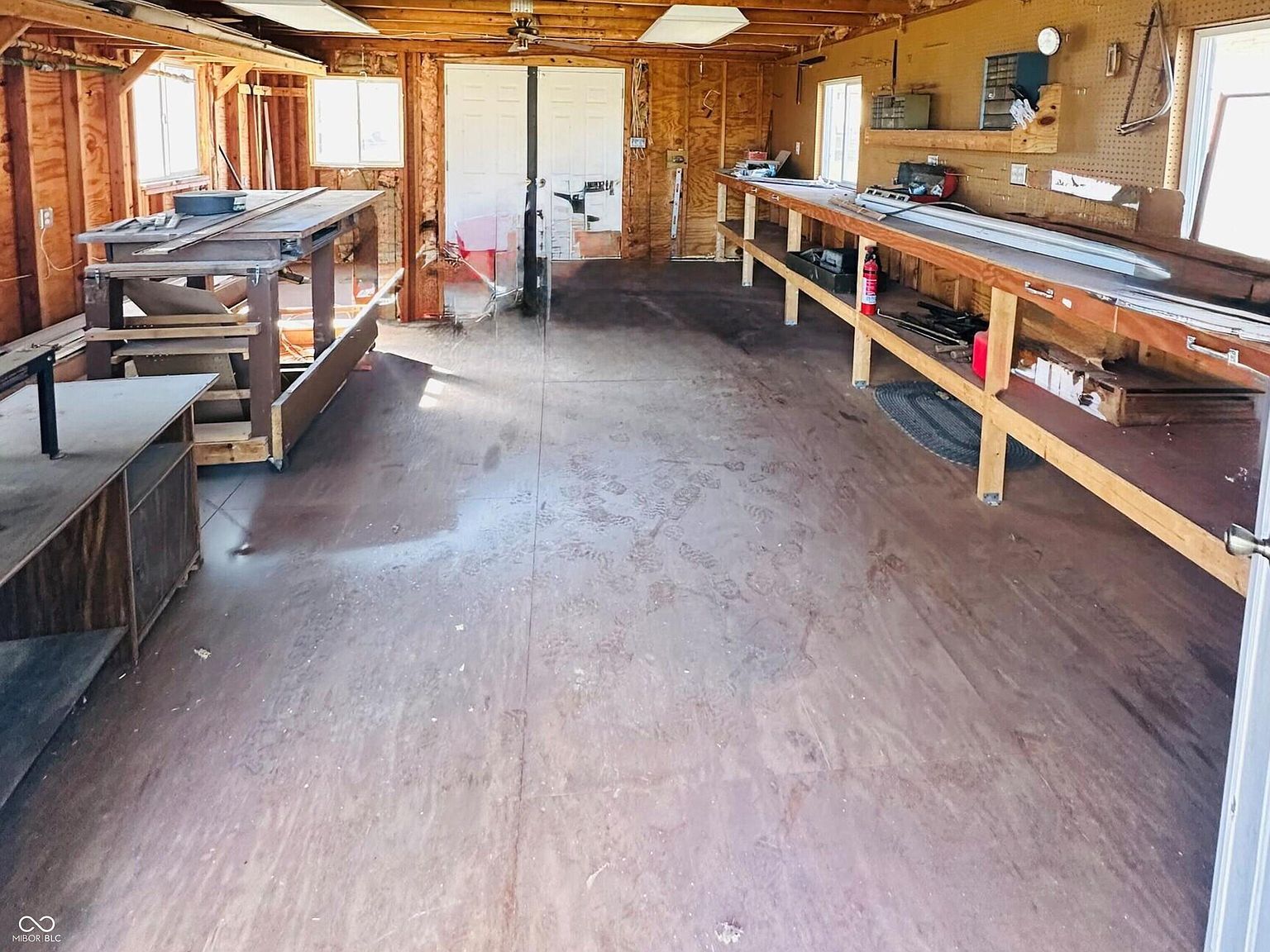 7855 Bluff Rd Indianapolis, IN 46217  | Single Family