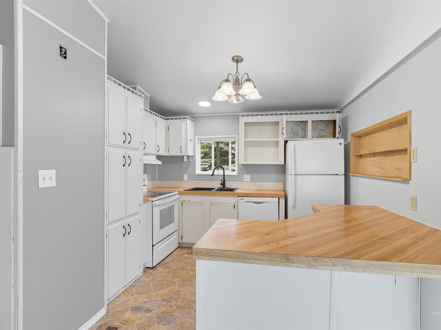 609 N Almon #2003 Moscow, ID 83843  | New build