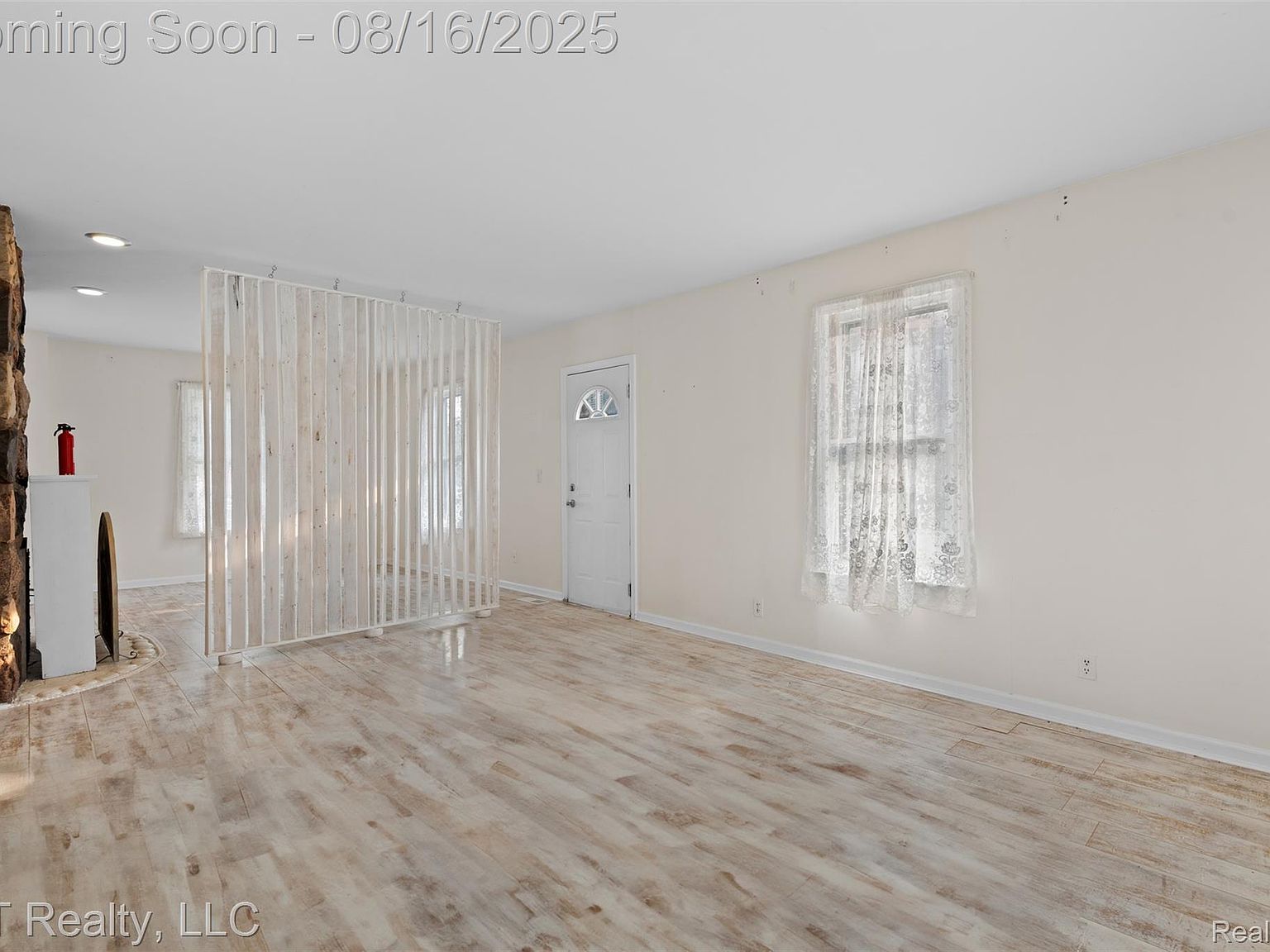 302 N 2nd St Brighton, MI 48116 | Single Family