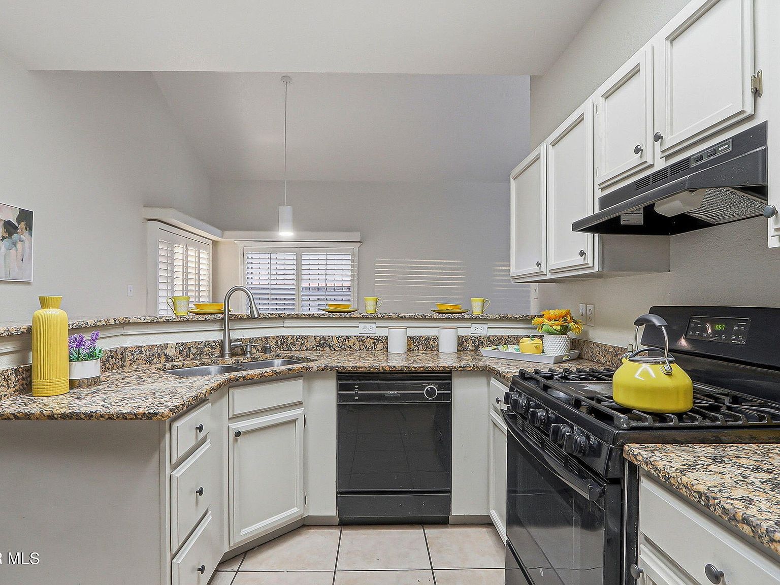 1425 John Phelan Dr El Paso, TX 79936  | Single Family