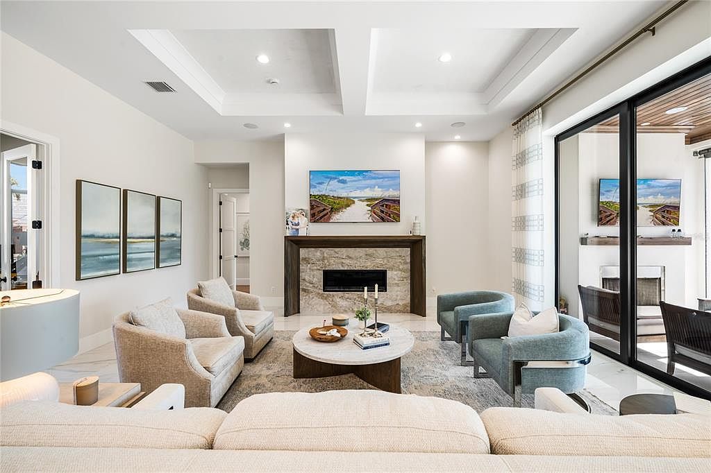 9058 SE Star Island Way Hobe Sound, FL 33455 | Single Family