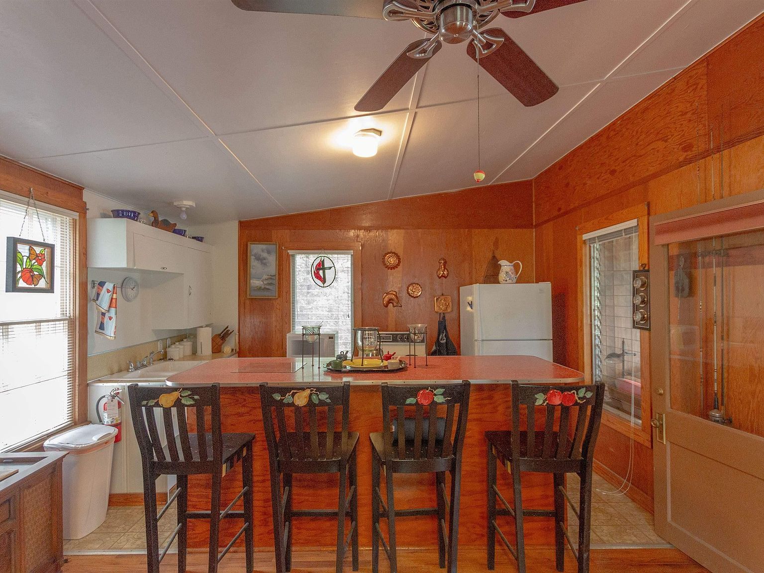 19899 Southside Cir Winona, TX 75792  | Single Family