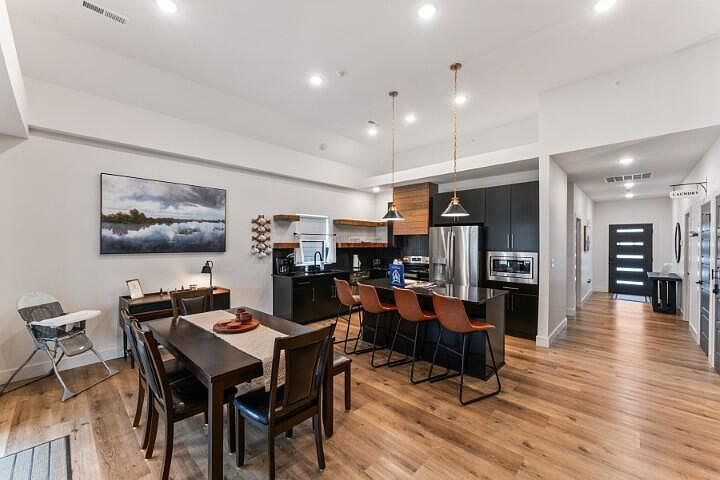 167 Poolside Pass #26 Hollister, MO 65672  | Single Family