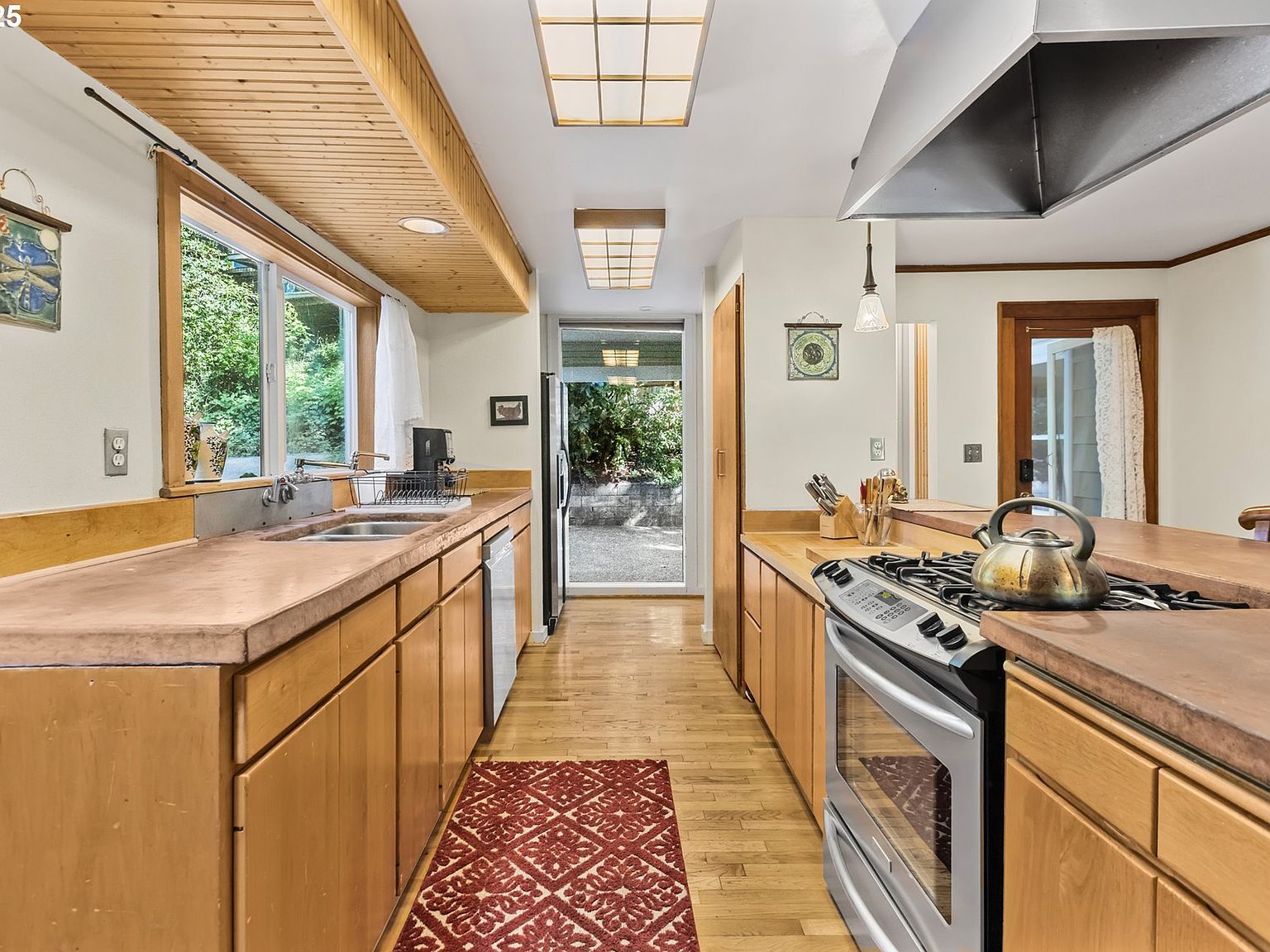 3160 Whitten Dr Eugene, OR 97405 | Single Family