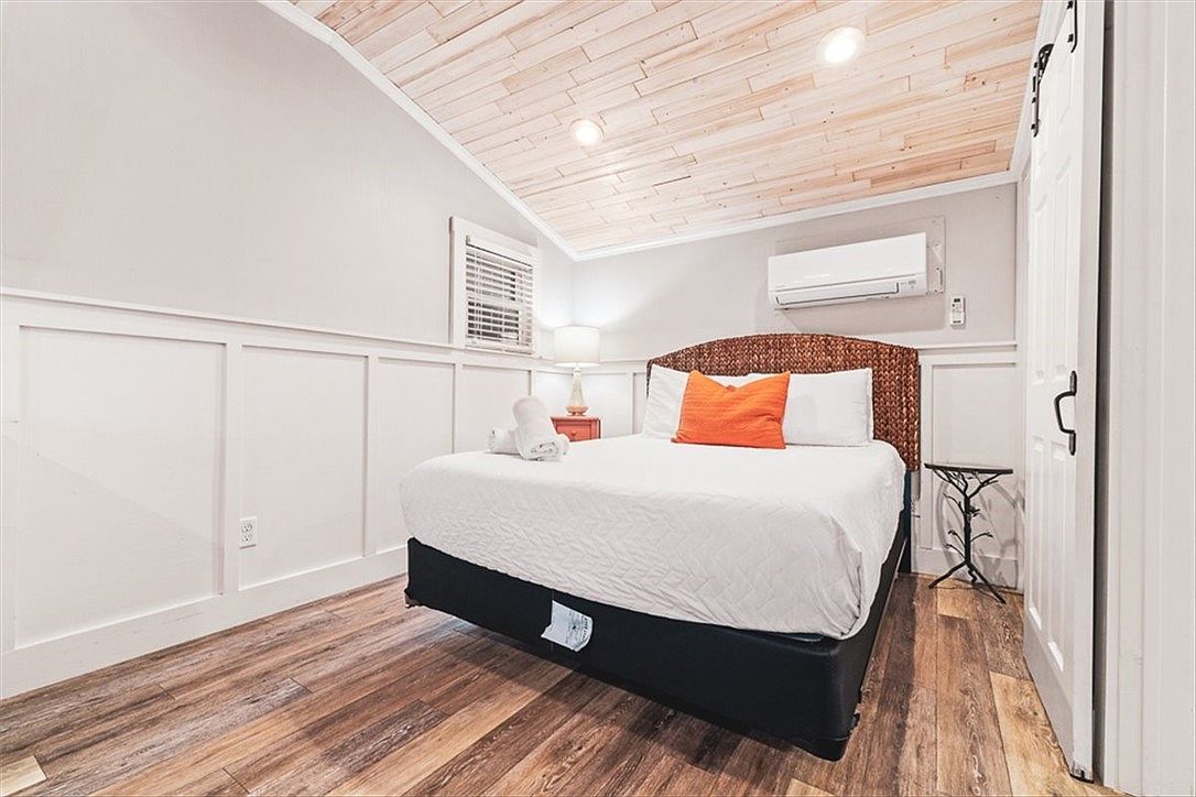 100 Brown St Port Aransas, TX 78373  | Single Family