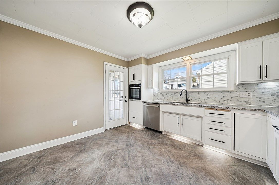 1908 Walnut Dr Latrobe, PA 15650  | Single Family