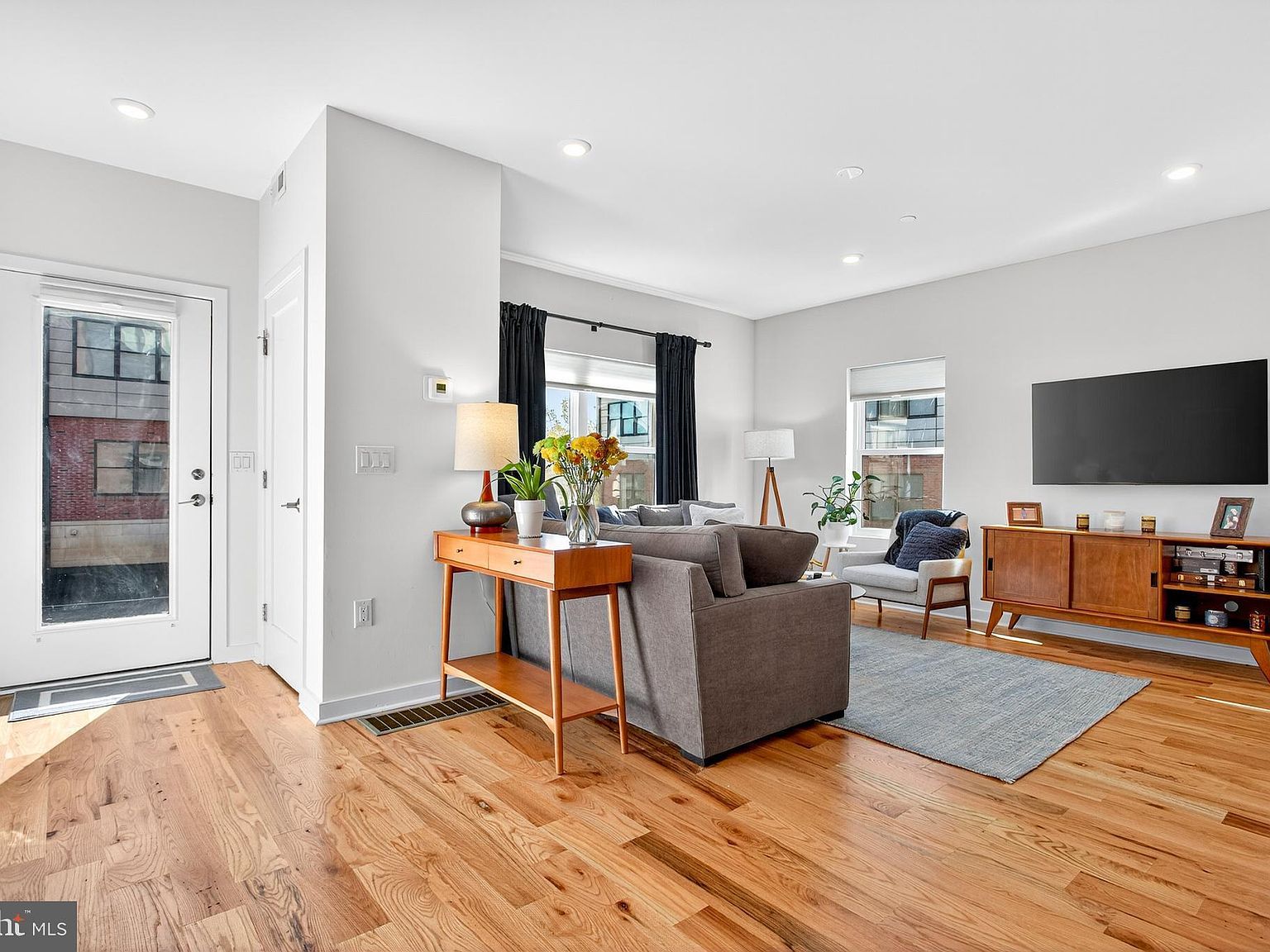 7019 Pipers Glen Way Philadelphia, PA 19119 | New build