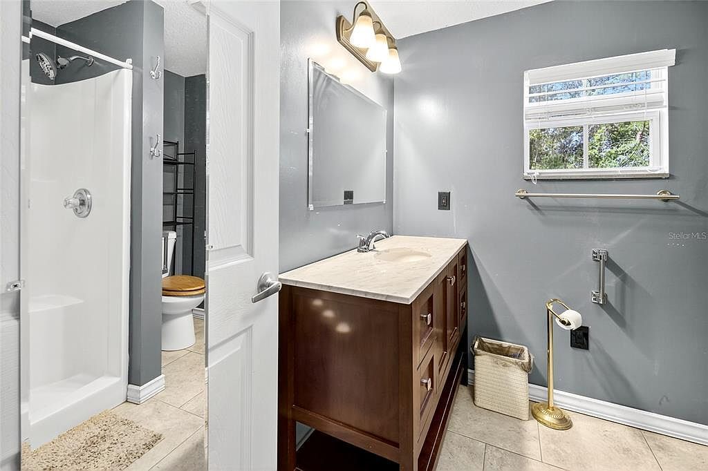 276 S Myrtle St Starke, FL 32091  | Single Family