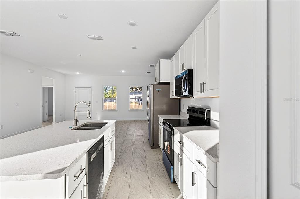 1940 SW 163rd Pl Ocala, FL 34473  | Single Family