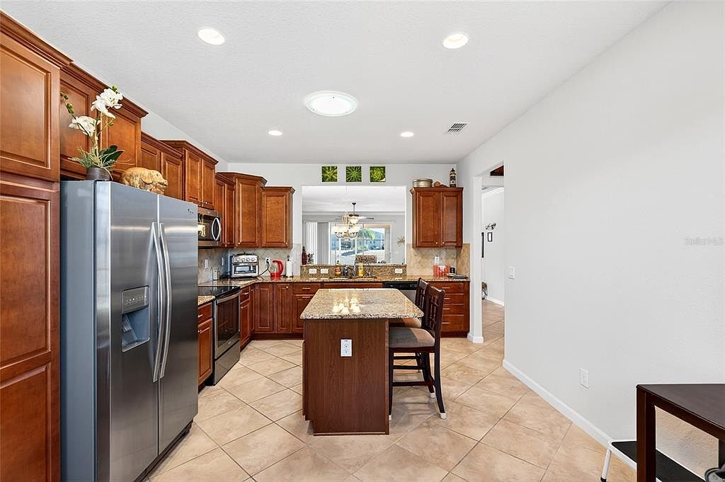 9498 SW 70th Loop Ocala, FL 34481  | Single Family