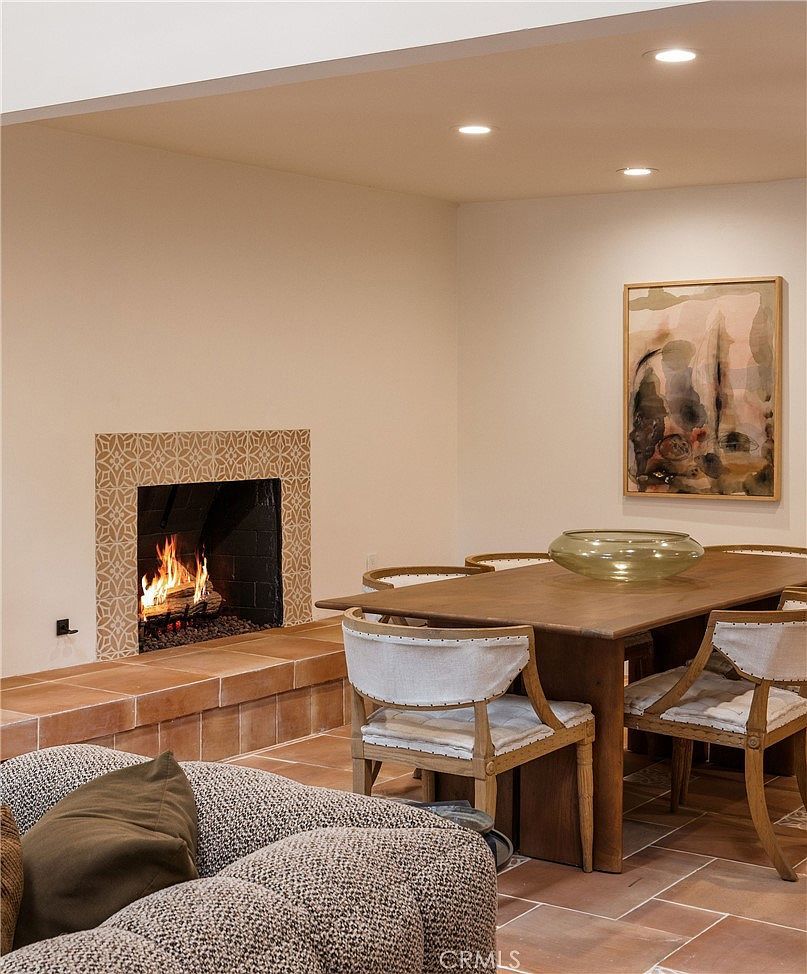 1096 Tulare Dr Costa Mesa, CA 92626  | Single Family