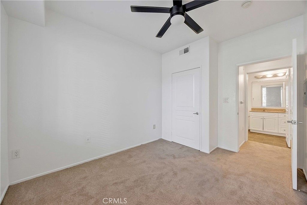 2114 Watermarke Pl Irvine, CA 92612 | Condominium