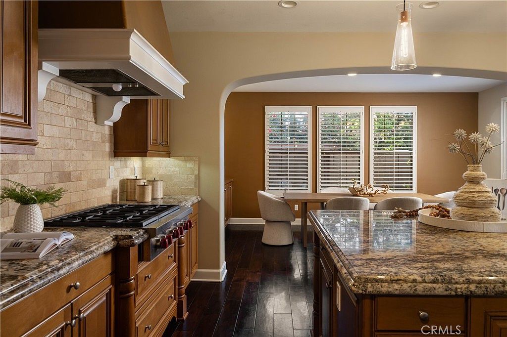 33 Jasper Irvine, CA 92618  | Single Family