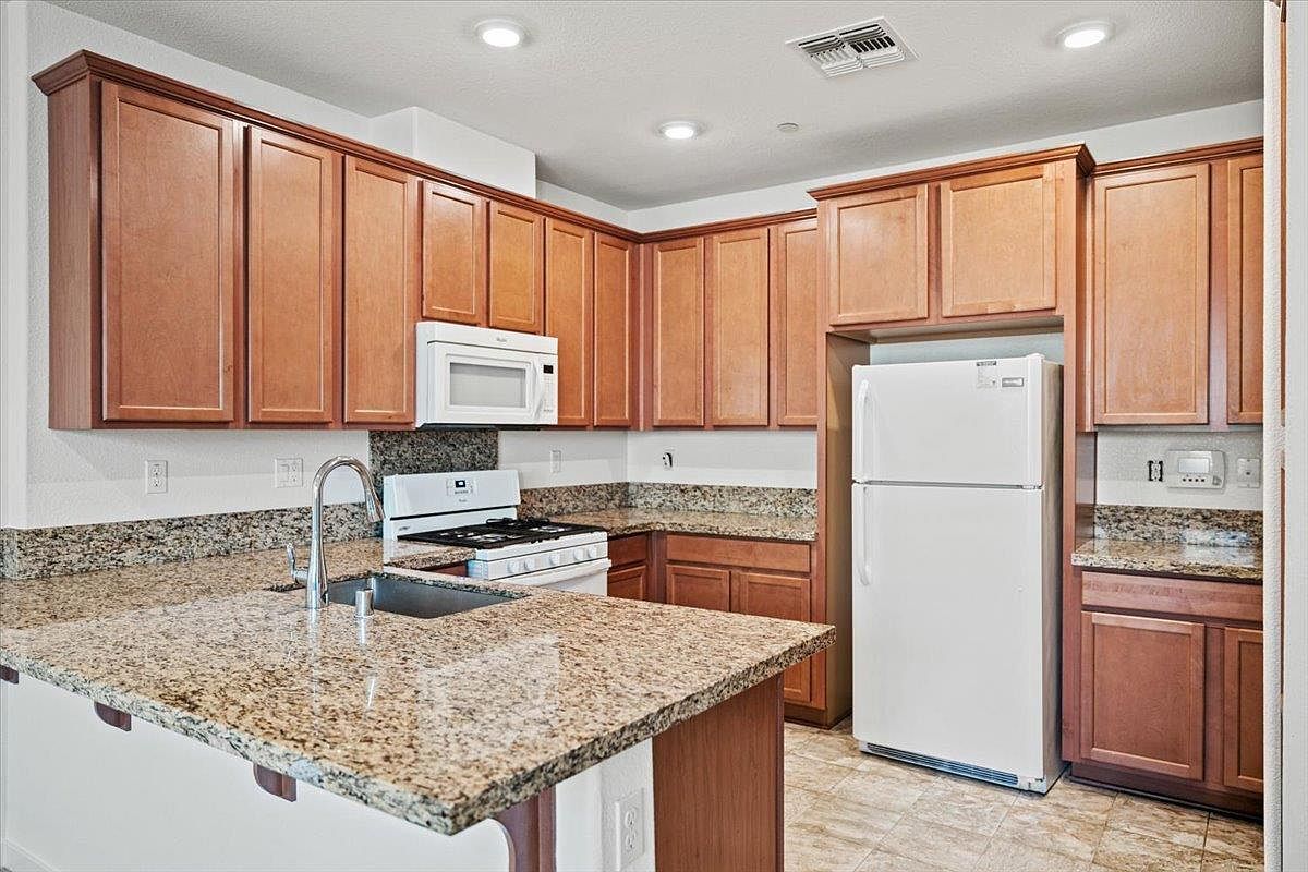 3216 Bridgeway Dr Rancho Cordova, CA 95670 | New build