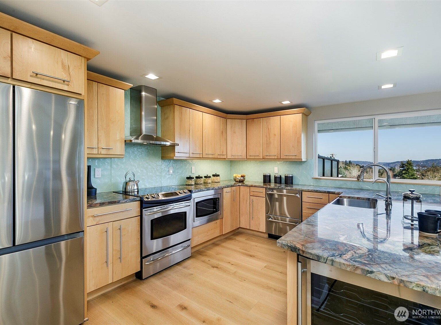 6001 60th Ave NE Seattle, WA 98115  | Single Family