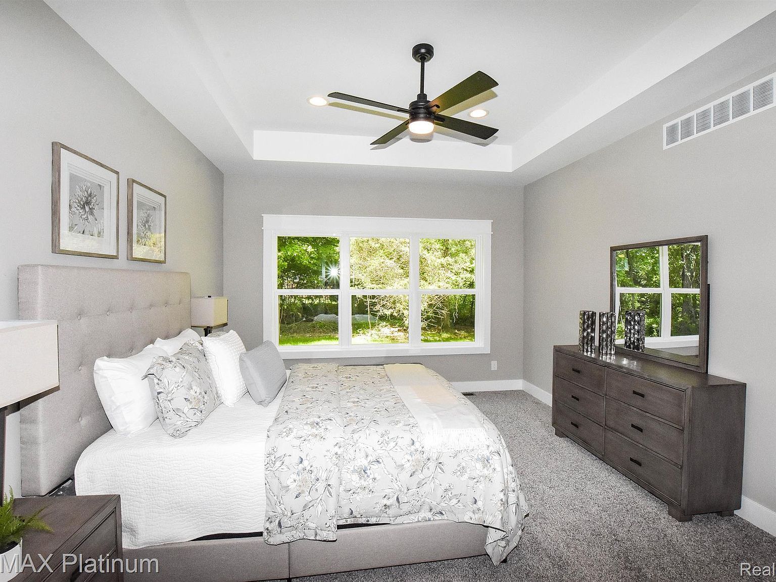 43 Candlelight Ct Brighton, MI 48114 | Single Family