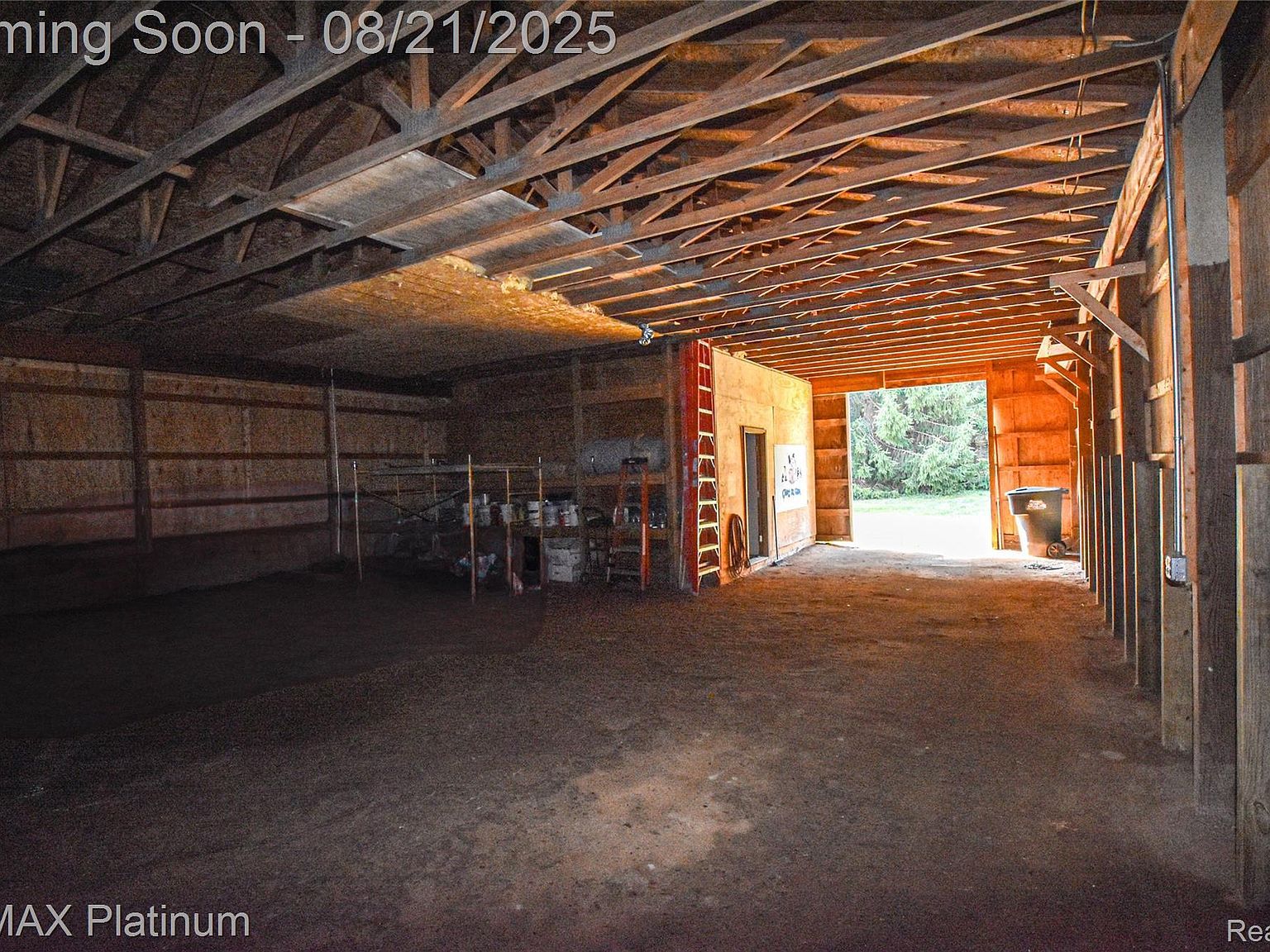 5160 Fenton Rd Fenton, MI 48430 | Single Family