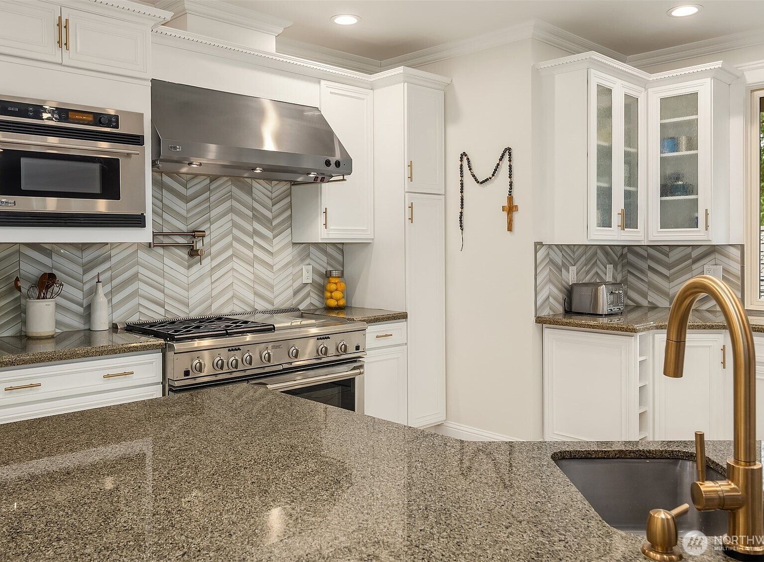 24120 131st Ave SE #B Snohomish, WA 98296  | Condominium