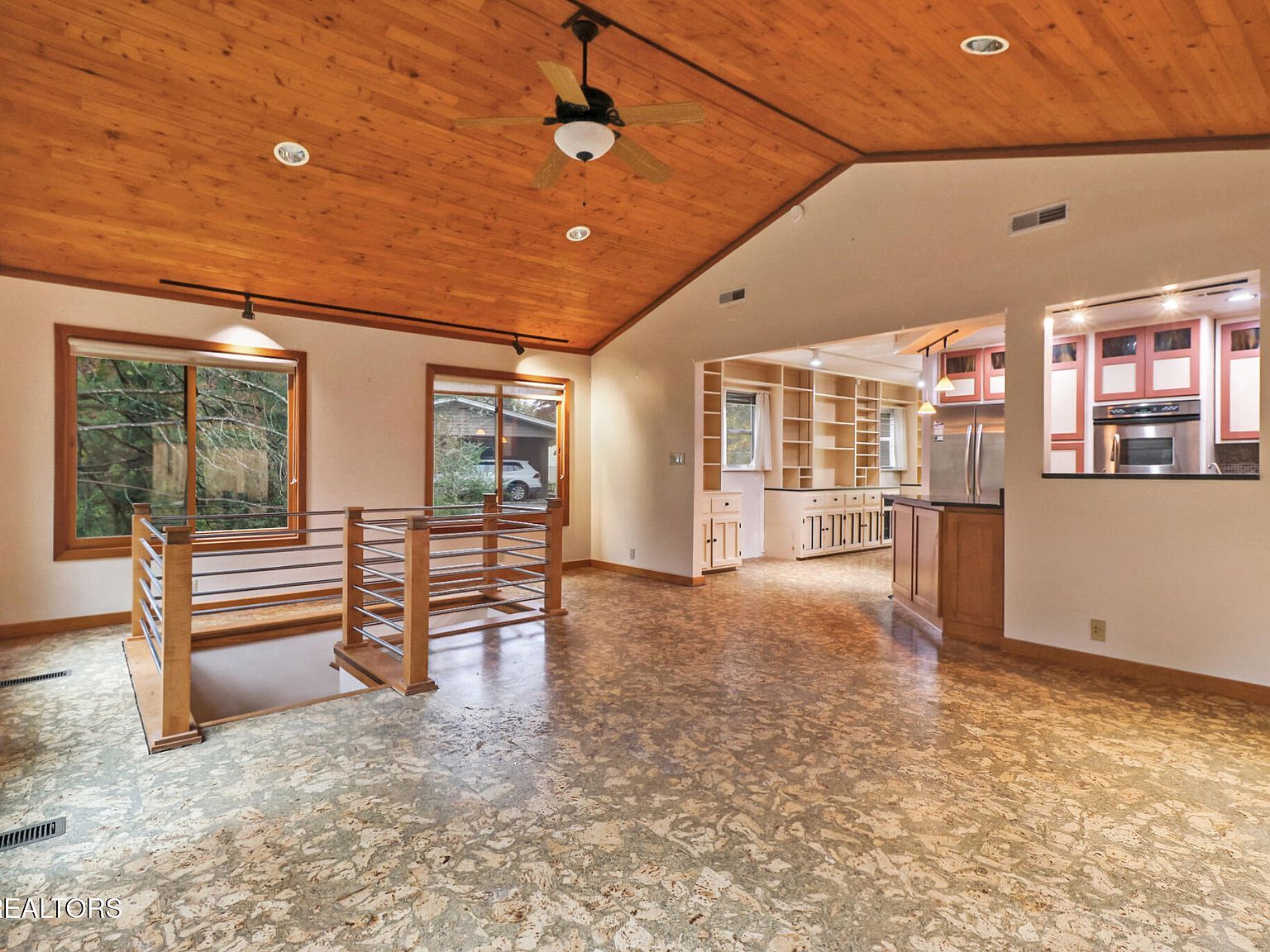 109 Wakefield Rd Oak Ridge, TN 37830  | Single Family