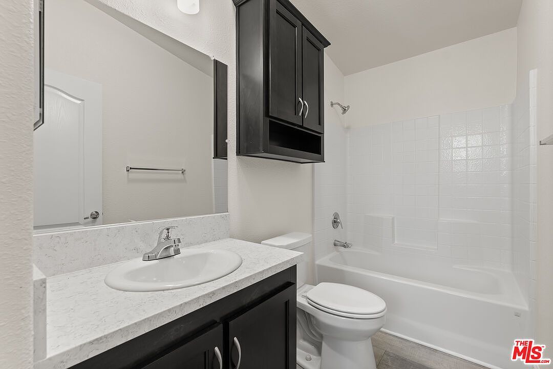 8250 Lankershim Blvd #109 North Hollywood, CA 91605 | New build