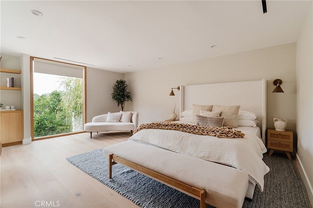 3977 Oeste Ave Studio City, CA 91604 | Single Family