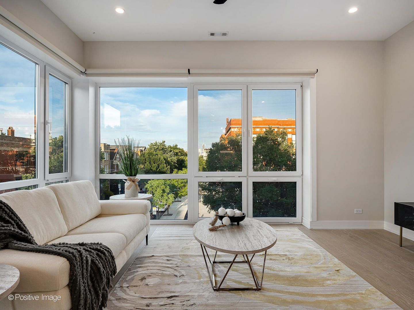 856 N Campbell Ave #3 Chicago, IL 60622  | Condominium