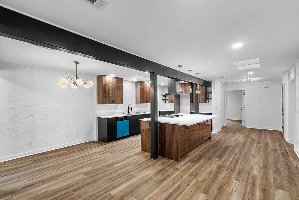 1404 Hiawatha Dr Dothan, AL 36303  | Single Family