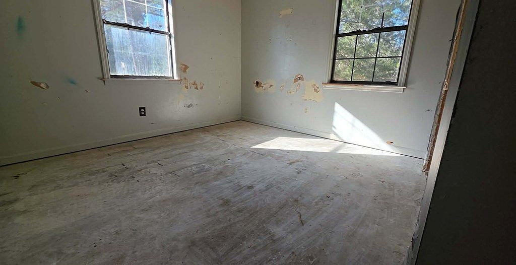 1520 Martin Luther King Jr Ave Ozark, AL 36360 | Single Family