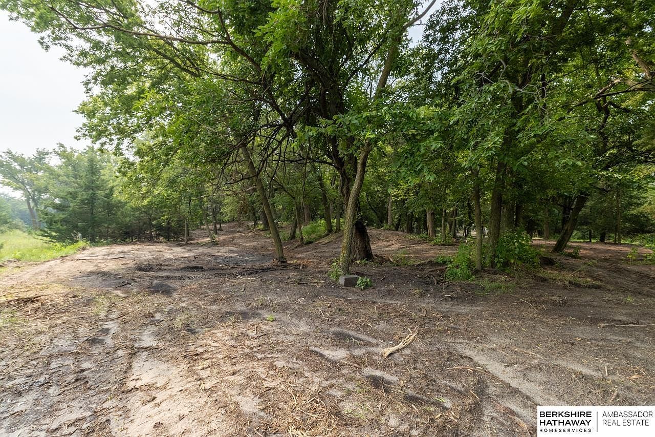 260 S Woodland Ct Fremont, NE 68025  | Land/Lot